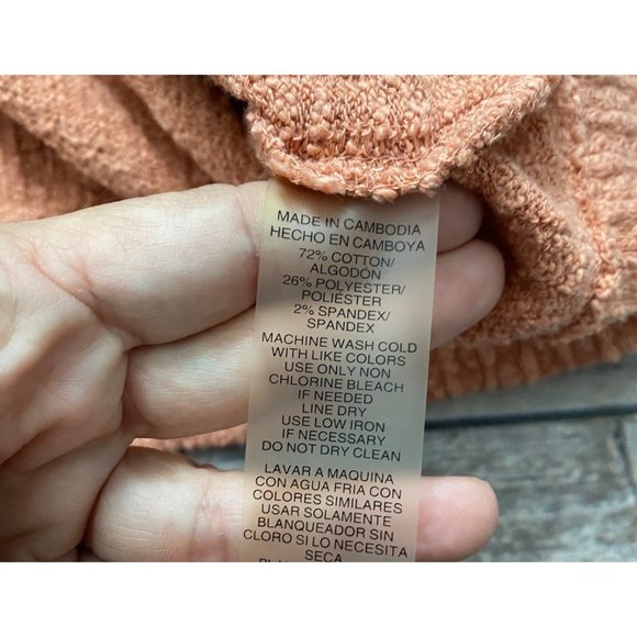 Two by Vince Camuto Peach Textured Button Cardigan Sweater - Picture 12 of 12